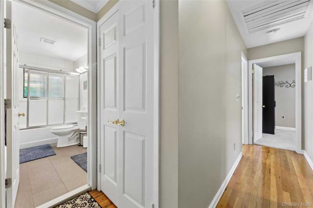 5 Shagbark Court, New City, NY 10956 - Photo 12 of 36