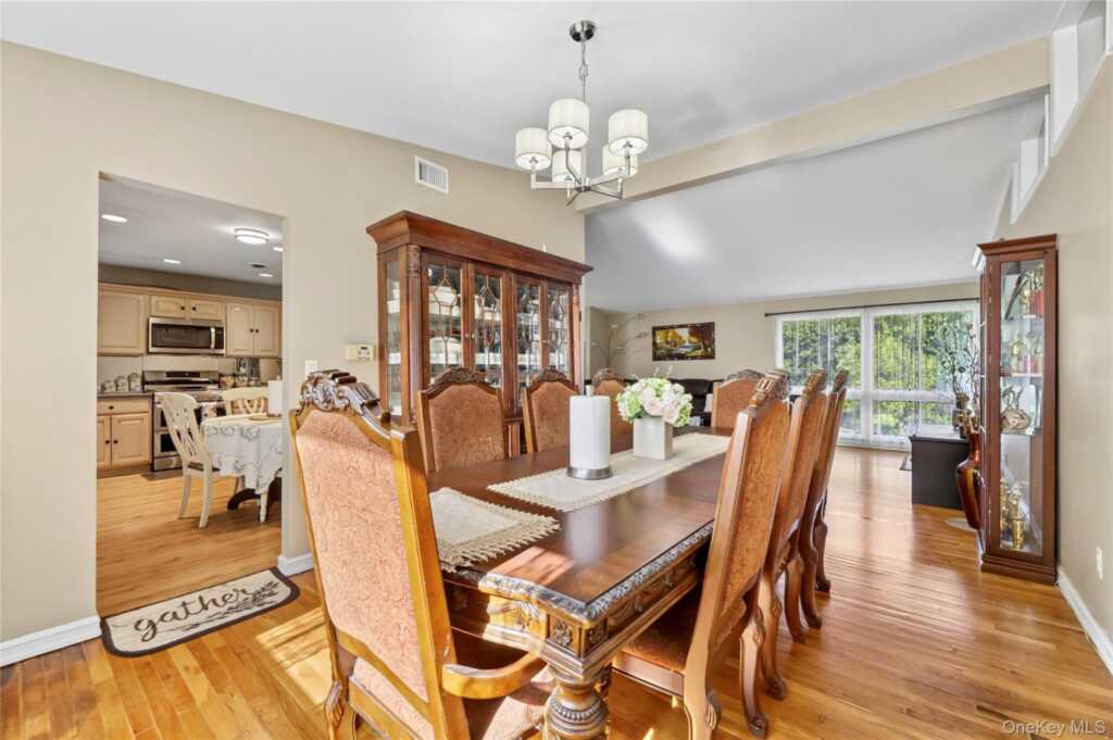 5 Shagbark Court, New City, NY 10956 - Photo 9 of 36