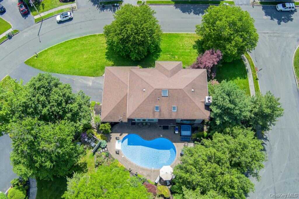 22 Peach Street, Nanuet, NY 10954 - Photo 12 of 41
