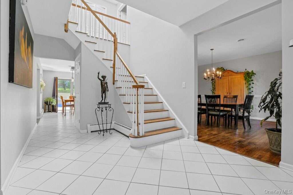 22 Peach Street, Nanuet, NY 10954 - Photo 13 of 41