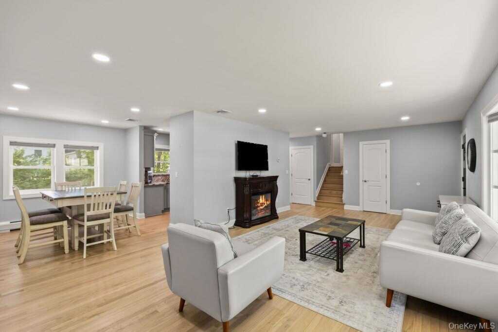 16 Loraine Drive, New City, NY 10956 - Photo 14 of 46