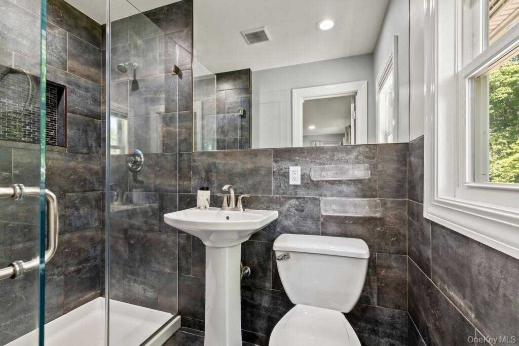 16 Loraine Drive, New City, NY 10956 - Photo 34 of 46