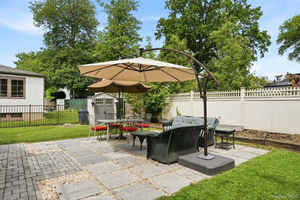 857 Webster Avenue, New Rochelle, NY 10804 - Photo 21 of 27