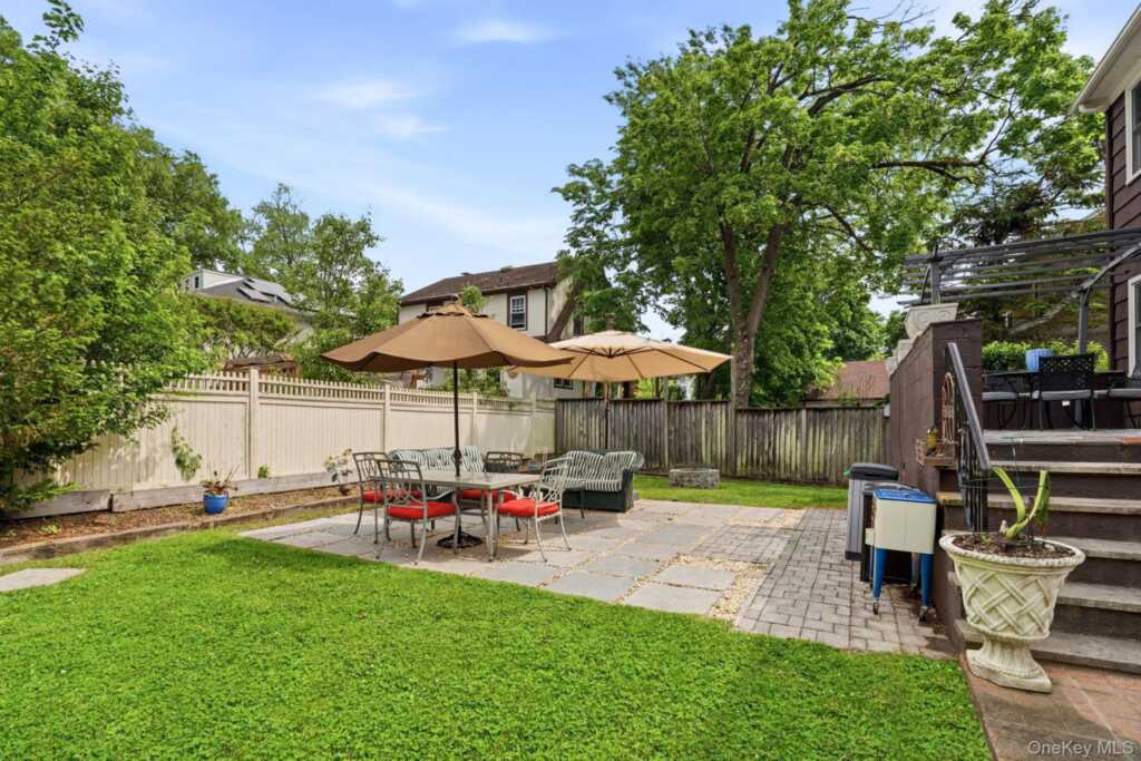 857 Webster Avenue, New Rochelle, NY 10804 - Photo 23 of 27