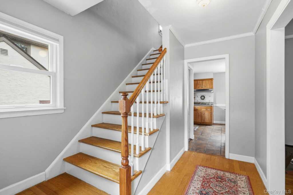 857 Webster Avenue, New Rochelle, NY 10804 - Photo 4 of 27