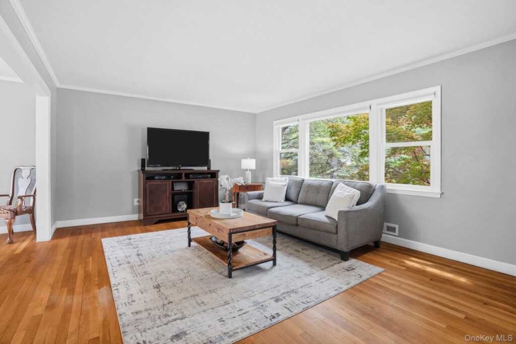 857 Webster Avenue, New Rochelle, NY 10804 - Photo 5 of 27