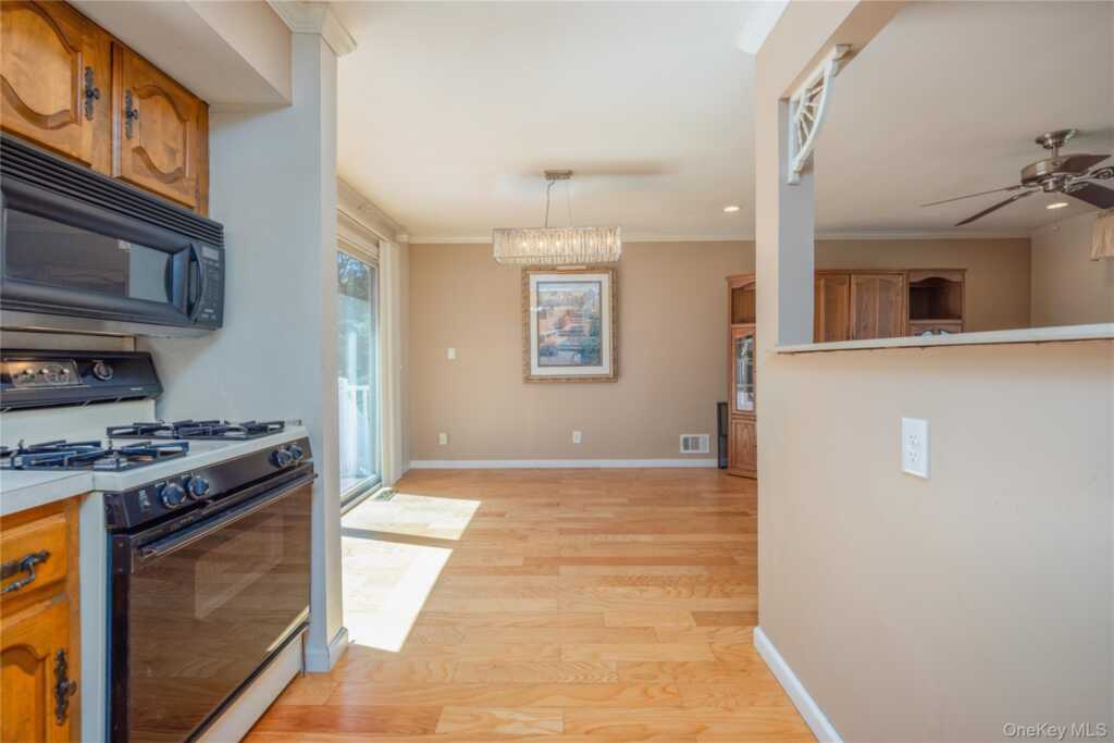 6 Beech Street, Nanuet, NY 10954 - Photo 19 of 31