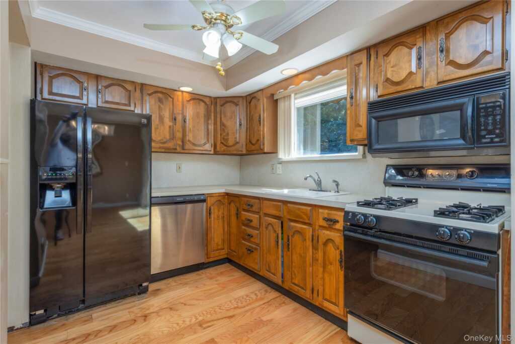 6 Beech Street, Nanuet, NY 10954 - Photo 20 of 31