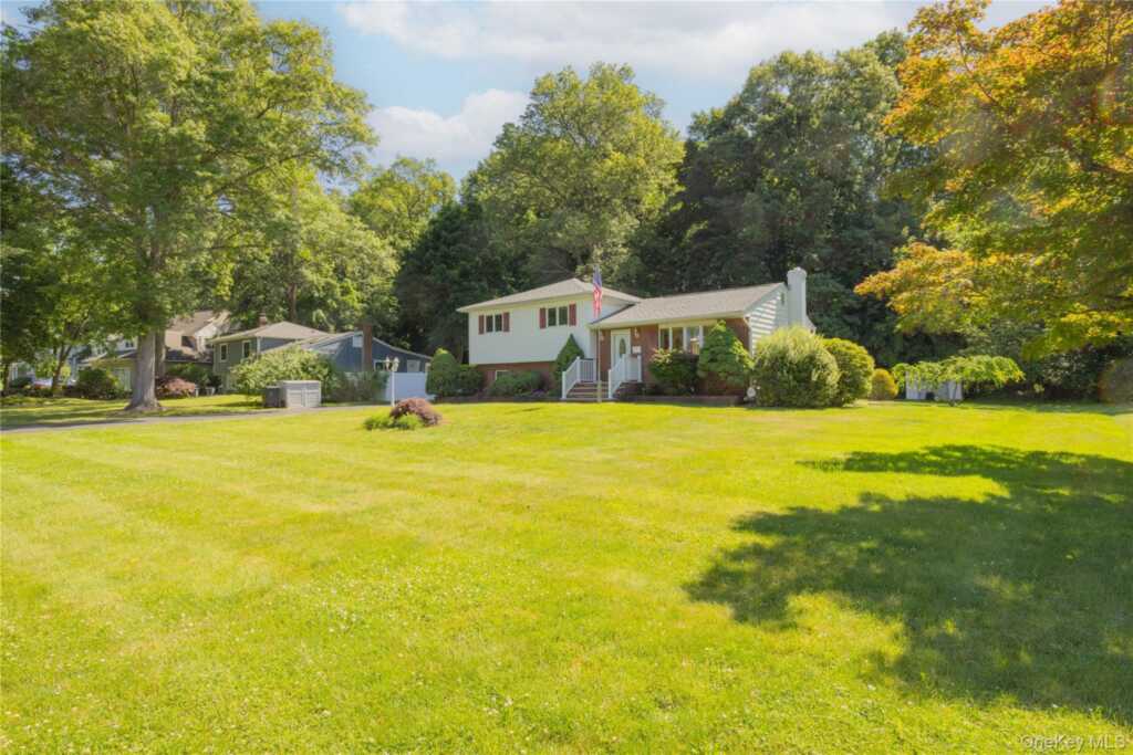 6 Beech Street, Nanuet, NY 10954 - Photo 3 of 31
