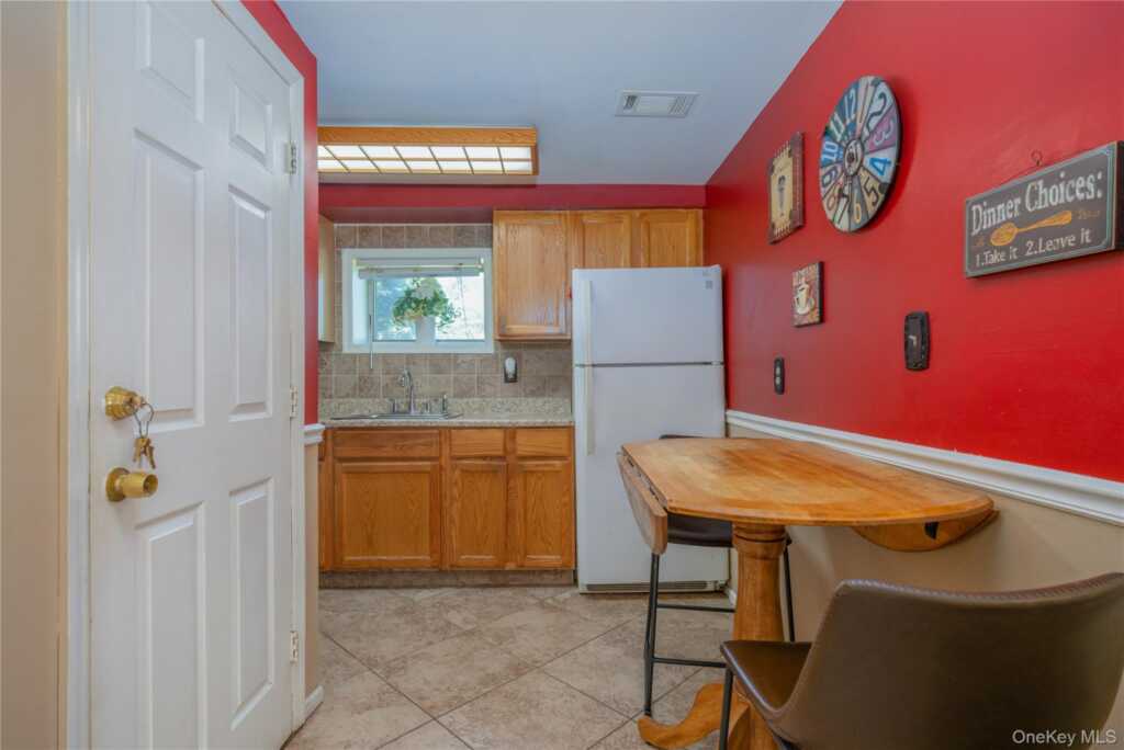 6 Beech Street, Nanuet, NY 10954 - Photo 30 of 31