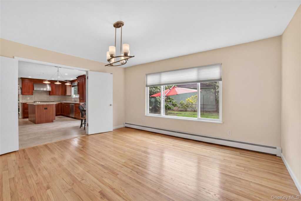 3 Leir Court, White Plains, NY 10605 - Photo 14 of 50