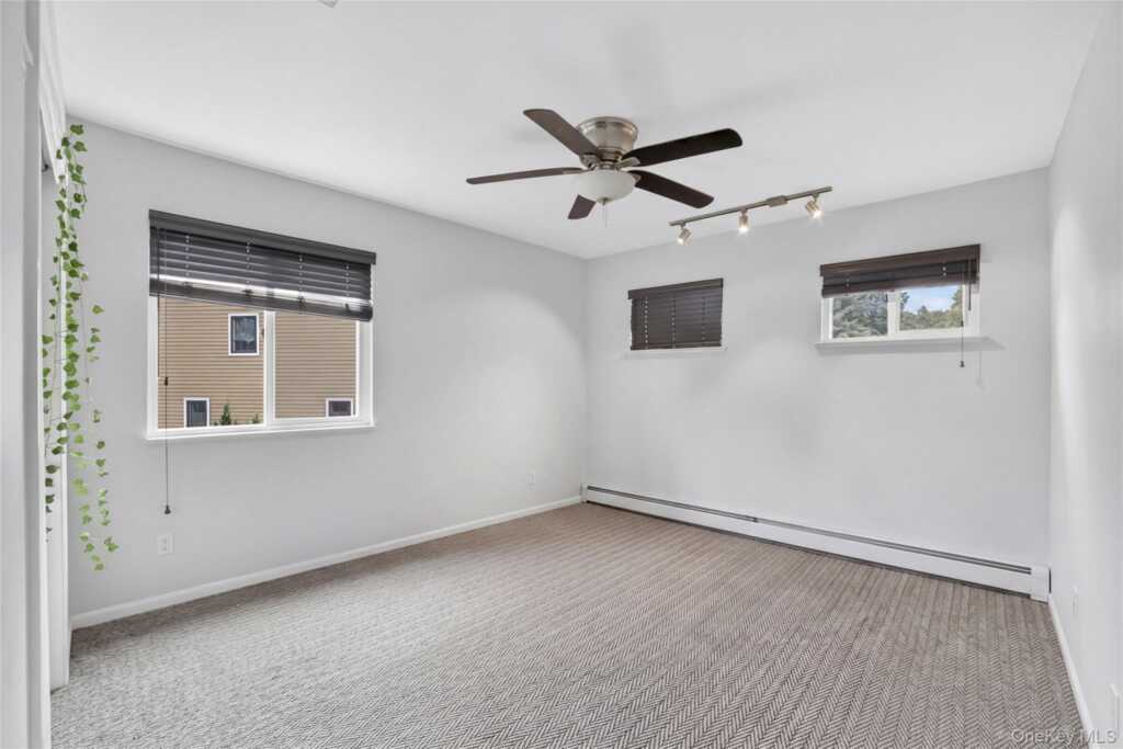 3 Leir Court, White Plains, NY 10605 - Photo 24 of 50