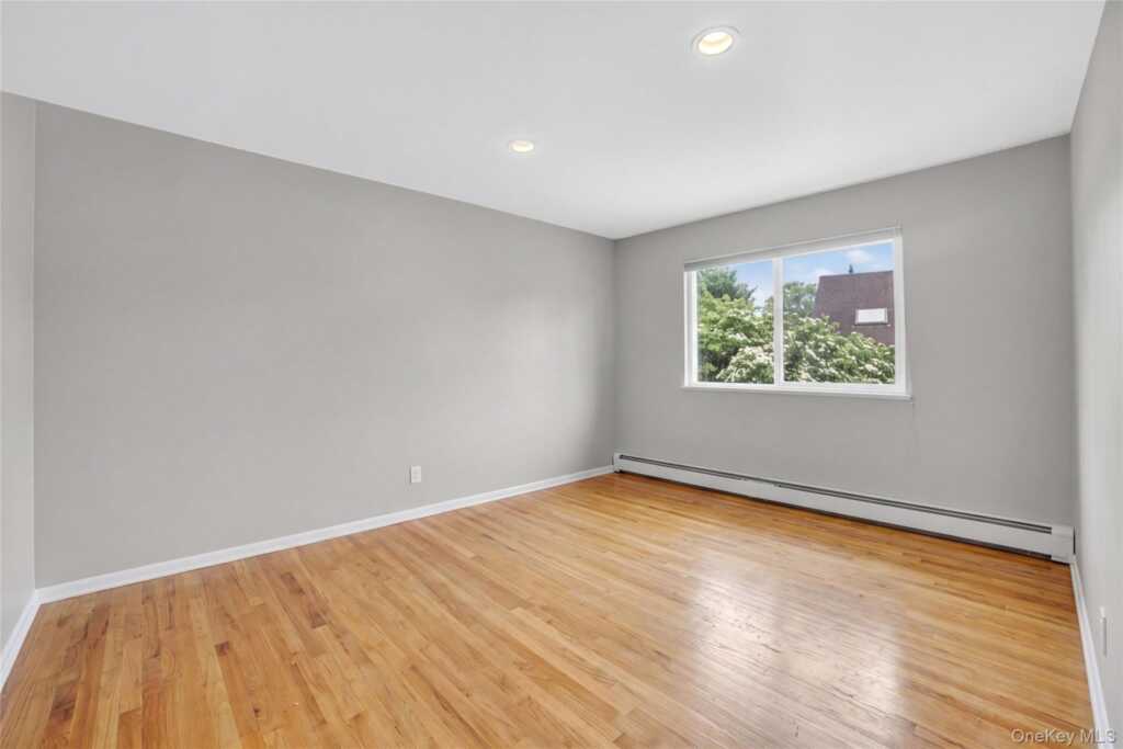 3 Leir Court, White Plains, NY 10605 - Photo 28 of 50