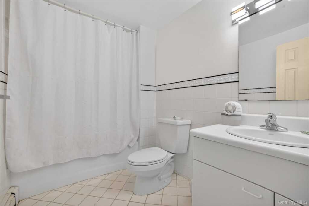 3 Leir Court, White Plains, NY 10605 - Photo 33 of 50