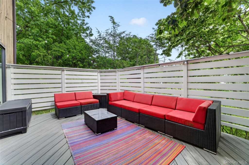 3 Leir Court, White Plains, NY 10605 - Photo 41 of 50