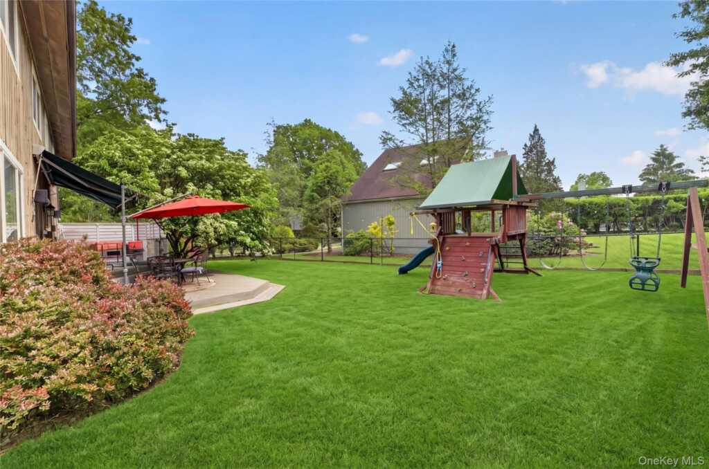 3 Leir Court, White Plains, NY 10605 - Photo 46 of 50