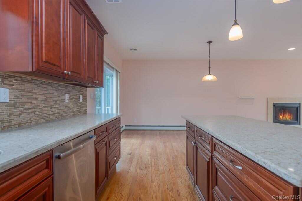 69 Heights Road, Stony Point, NY 10980 - Photo 10 of 28