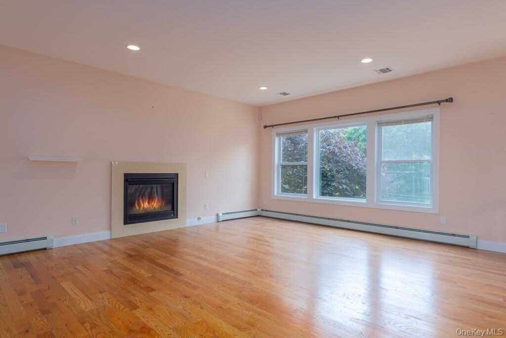 69 Heights Road, Stony Point, NY 10980 - Photo 5 of 28