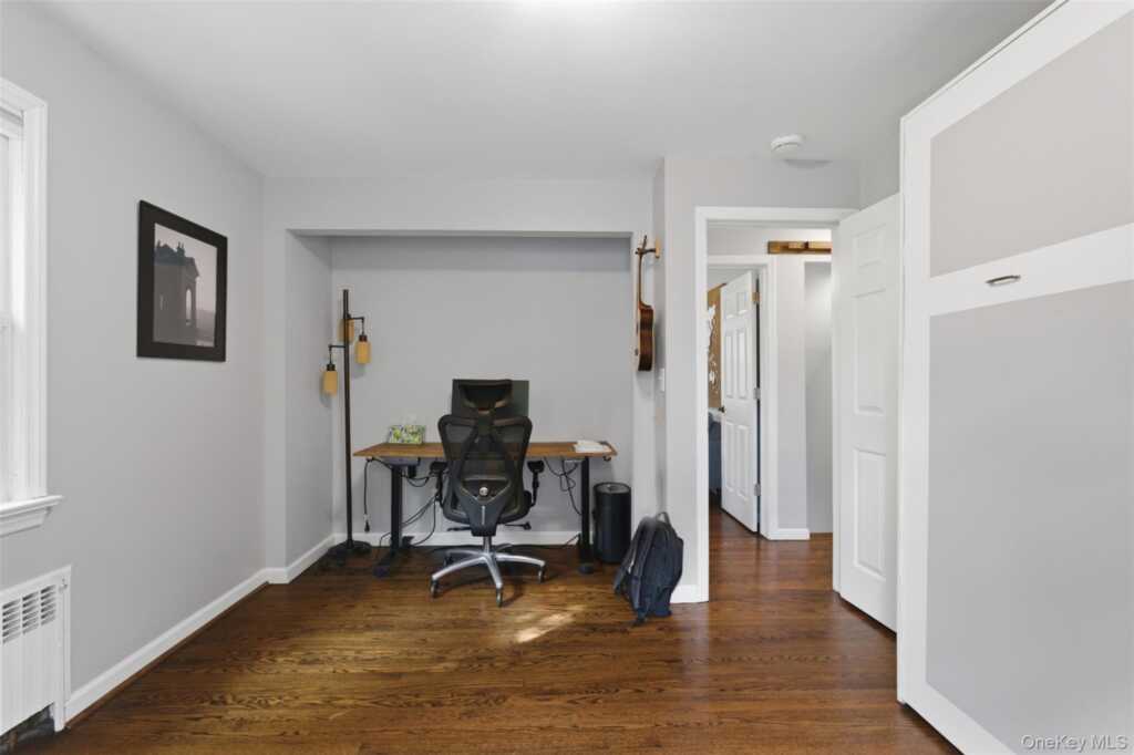 20 Terrace Avenue, Suffern, NY 10901 - Photo 23 of 37