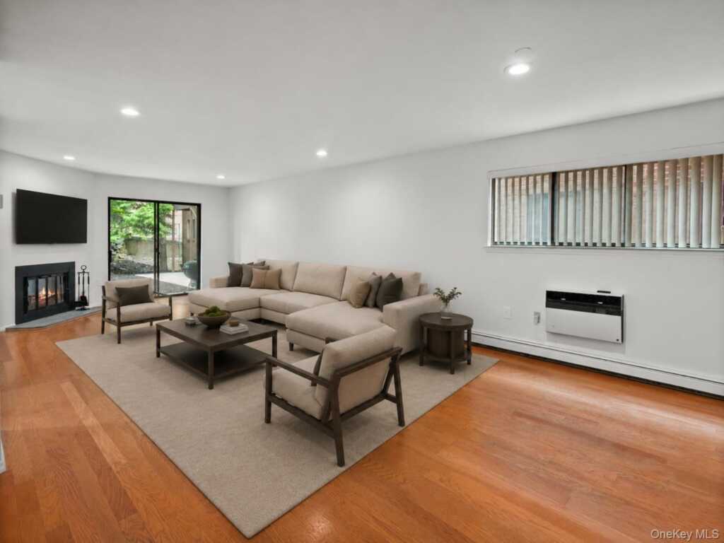 50 Dekalb Avenue, Unit #N4F, White Plains, NY 10605 - Photo 3 of 25