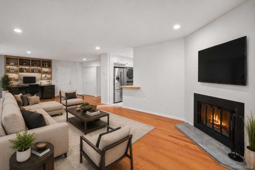 50 Dekalb Avenue, Unit #N4F, White Plains, NY 10605 - Photo 5 of 25