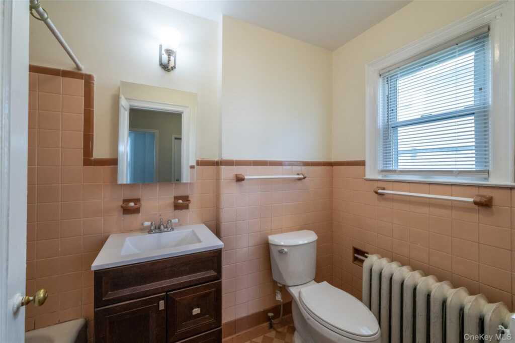 7 Alpha Place, Unit #First floor, New Rochelle, NY 10805 - Photo 14 of 26