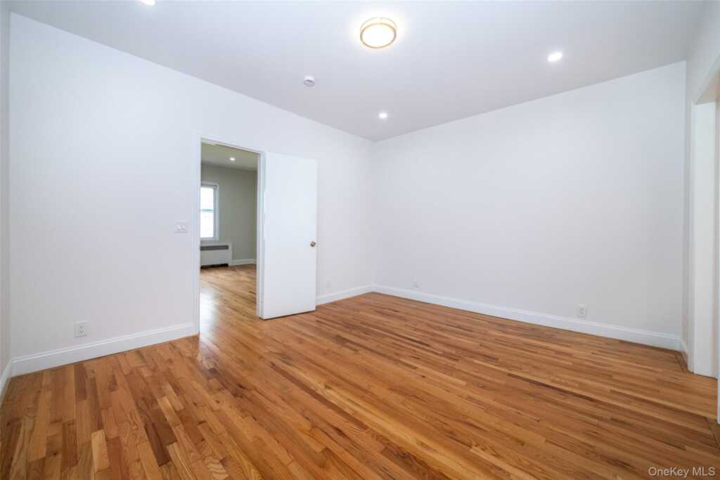 7 Alpha Place, Unit #First floor, New Rochelle, NY 10805 - Photo 19 of 26