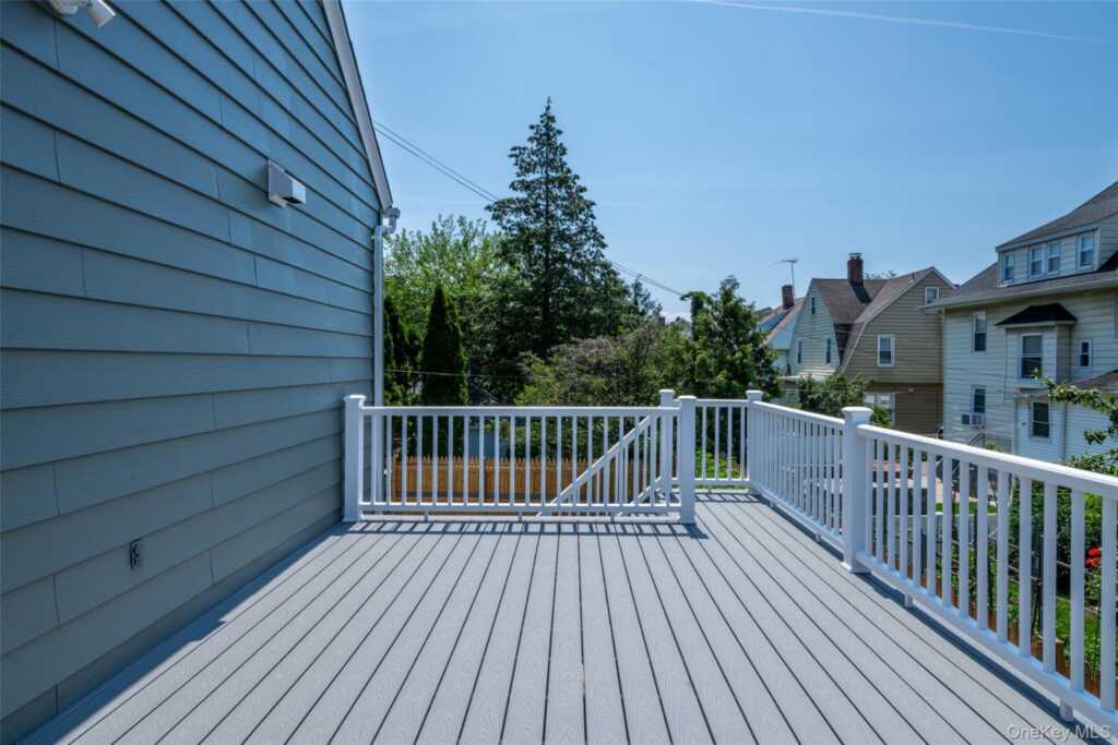7 Alpha Place, Unit #First floor, New Rochelle, NY 10805 - Photo 4 of 26