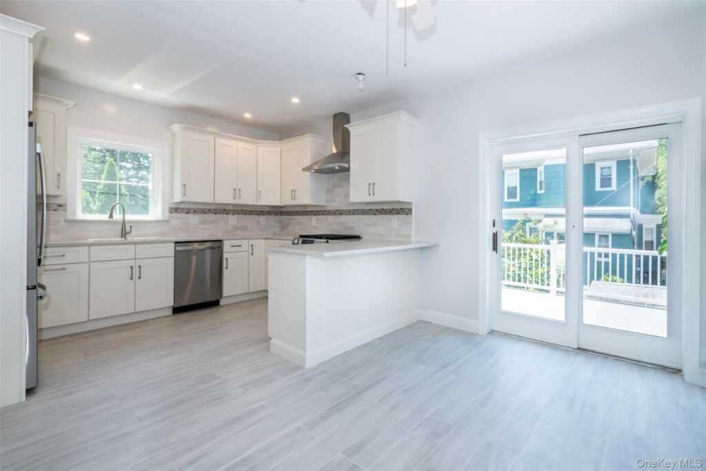7 Alpha Place, Unit #First floor, New Rochelle, NY 10805 - Photo 8 of 26