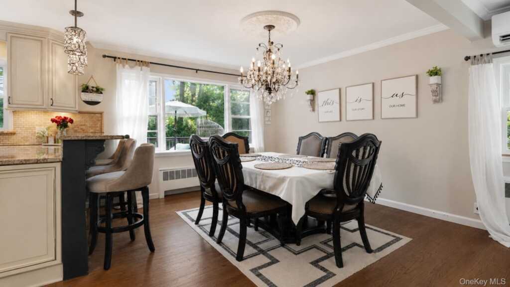 25 Manor Avenue, White Plains, NY 10605 - Photo 11 of 46