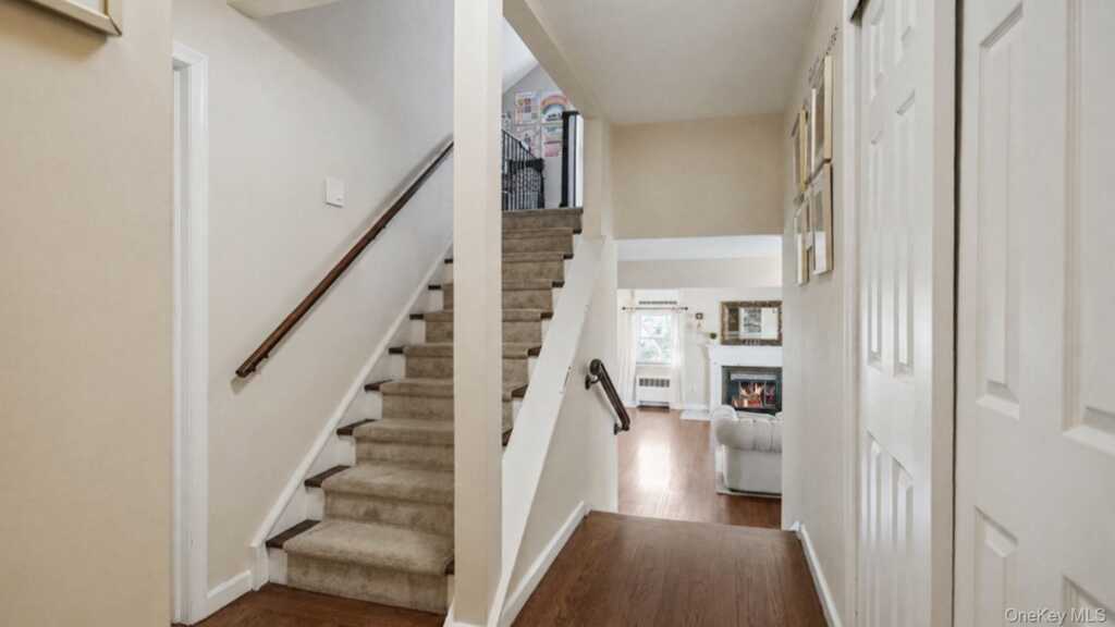 25 Manor Avenue, White Plains, NY 10605 - Photo 13 of 46