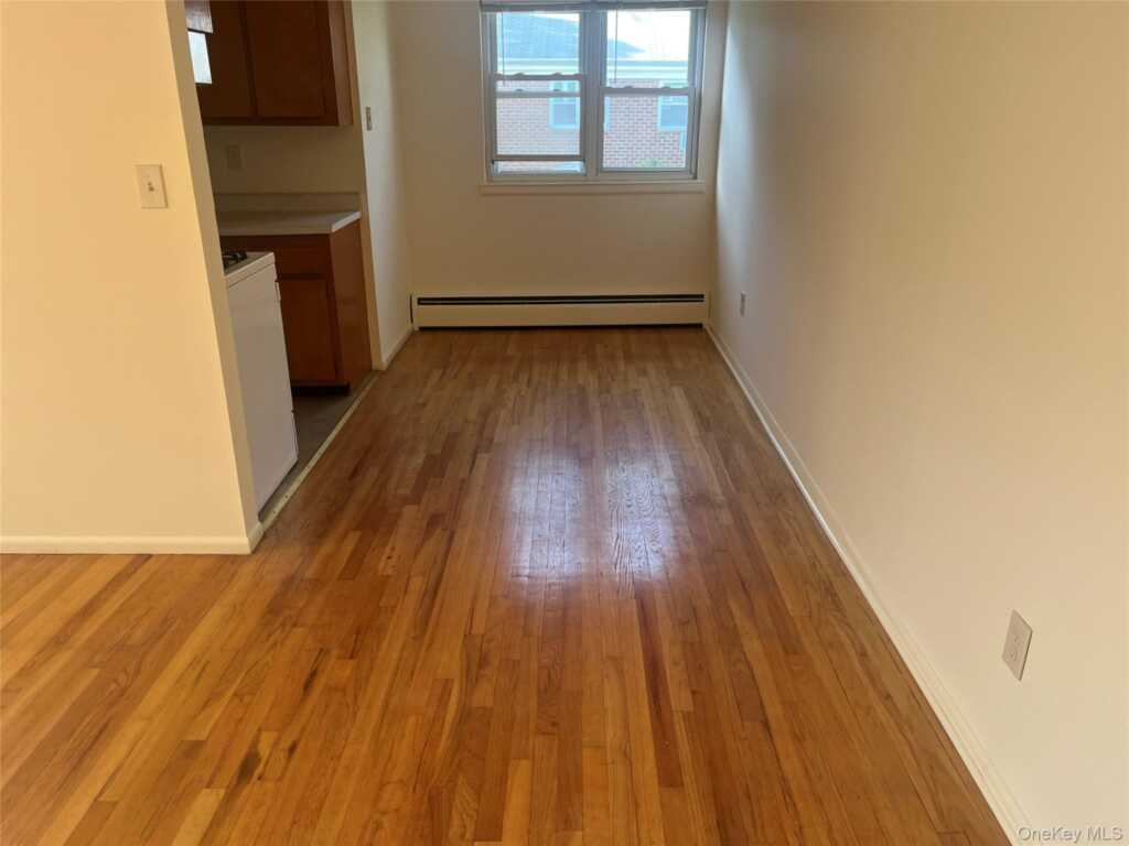 97B N Middletown Road, Unit #97B, Pearl River, NY 10965 - Photo 7 of 29