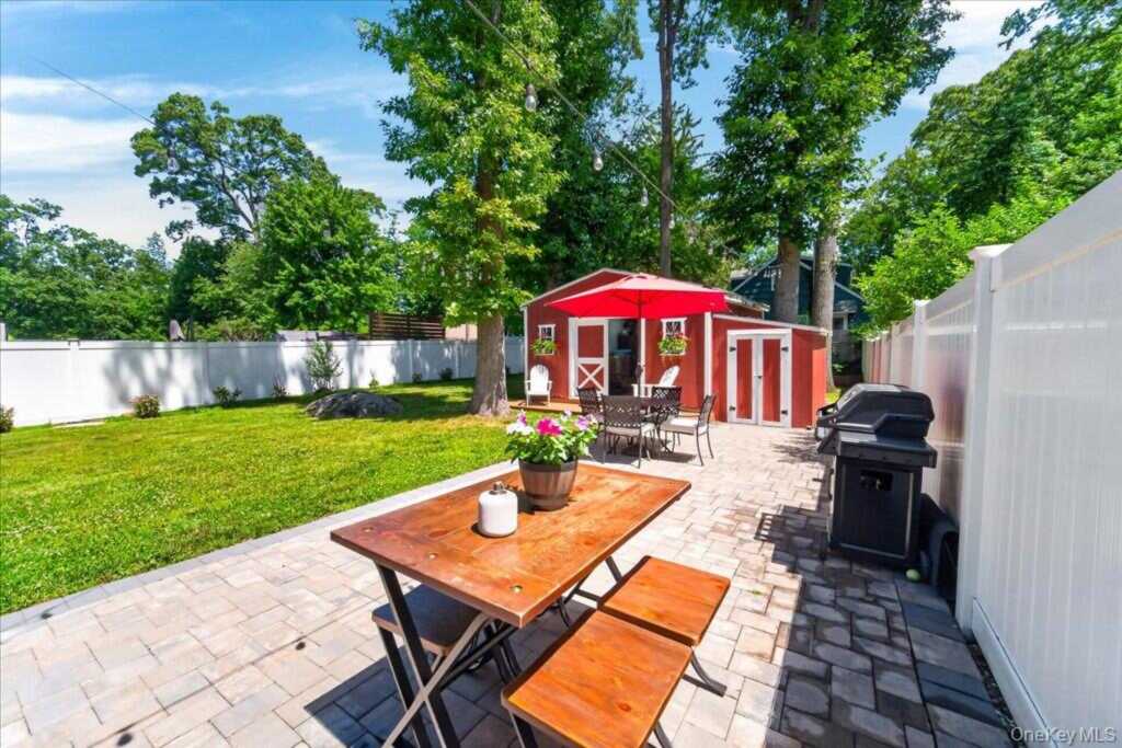 33 Terrace Avenue, Suffern, NY 10901 - Photo 29 of 37