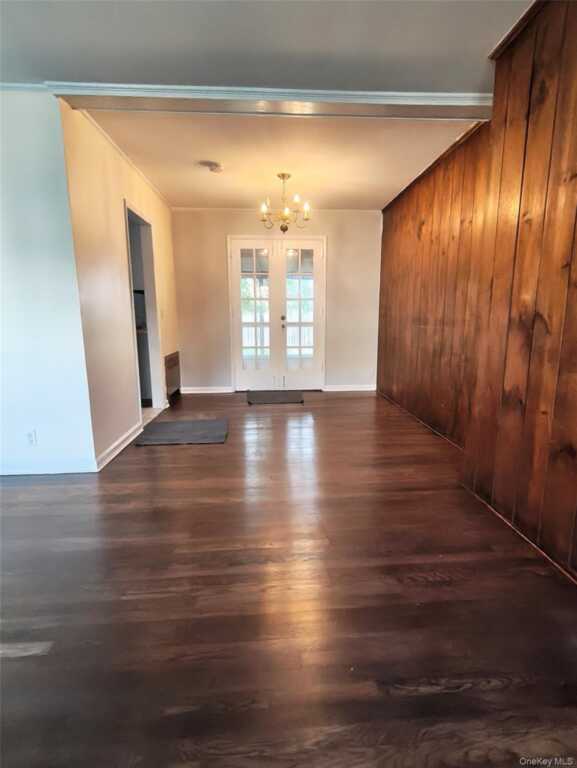 7 Lanecrest Avenue, New Rochelle, NY 10805 - Photo 3 of 13