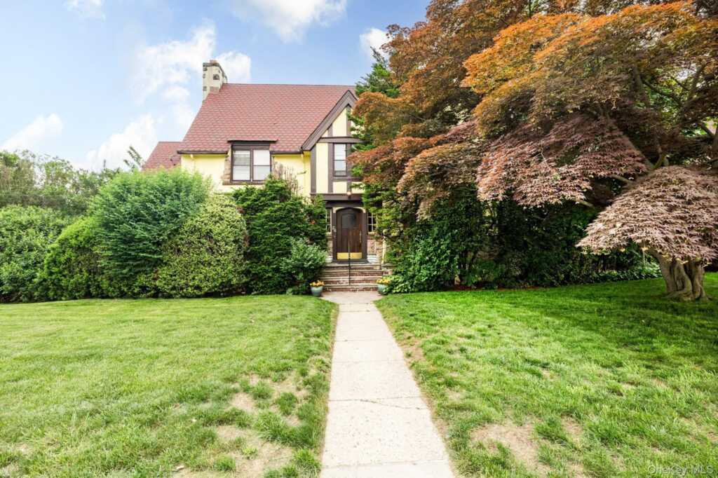 26 Glen Avenue, Rye, NY 10573 - Photo 2 of 48
