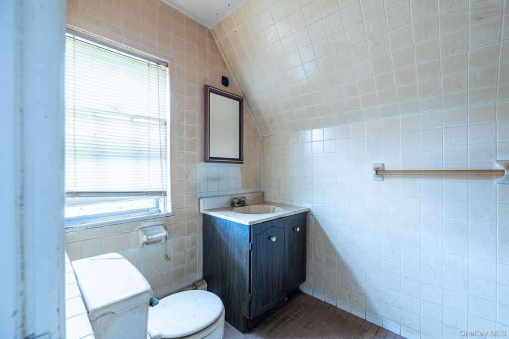 26 Glen Avenue, Rye, NY 10573 - Photo 30 of 48