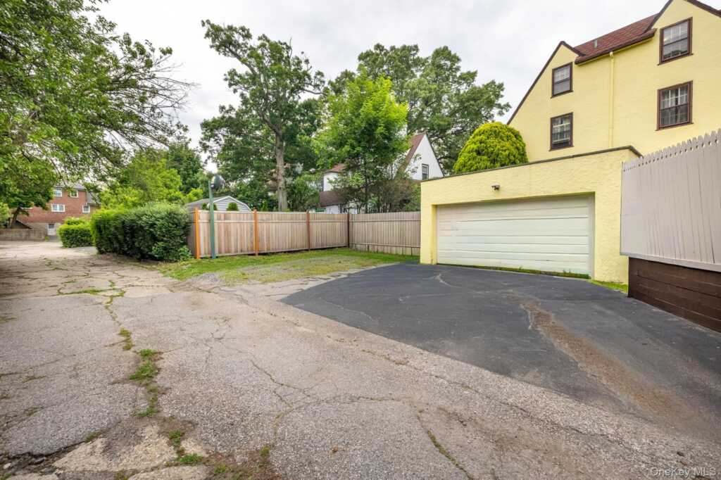 26 Glen Avenue, Rye, NY 10573 - Photo 41 of 48