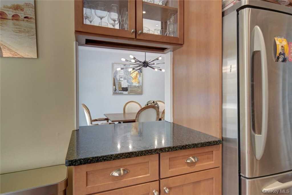 441 Boston Post Road, Rye, NY 10580 - Photo 5 of 16