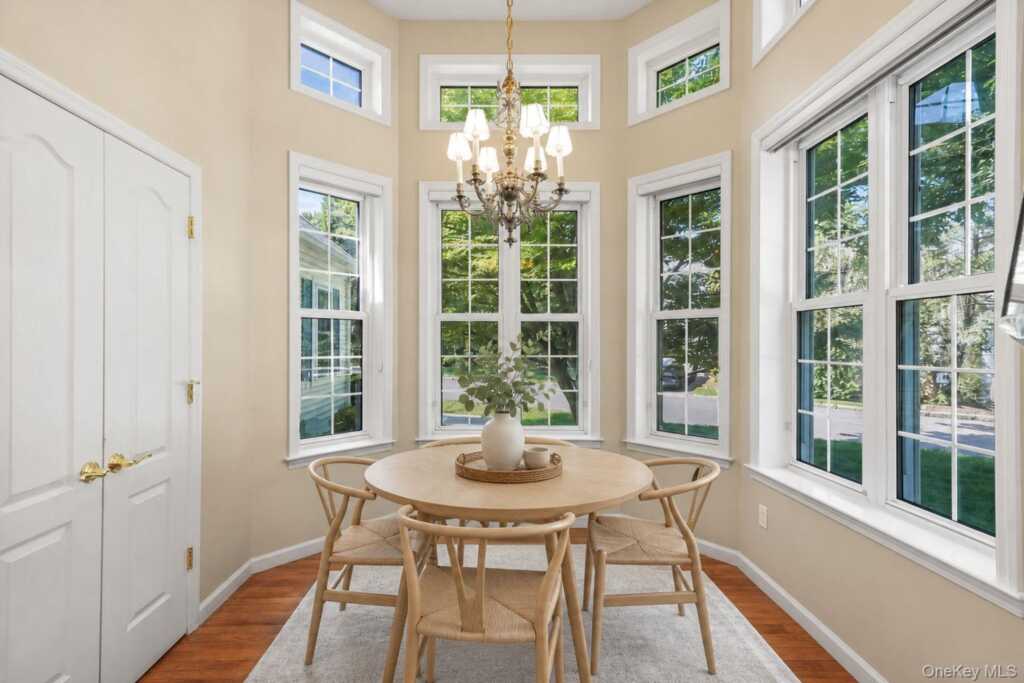 2 Heirloom Lane, Rye, NY 10573 - Photo 10 of 37