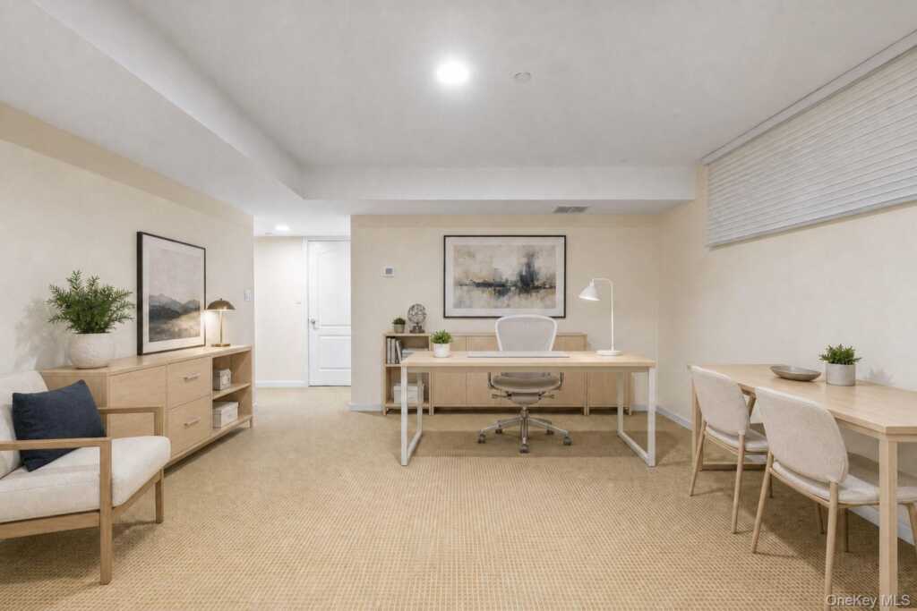 2 Heirloom Lane, Rye, NY 10573 - Photo 19 of 37