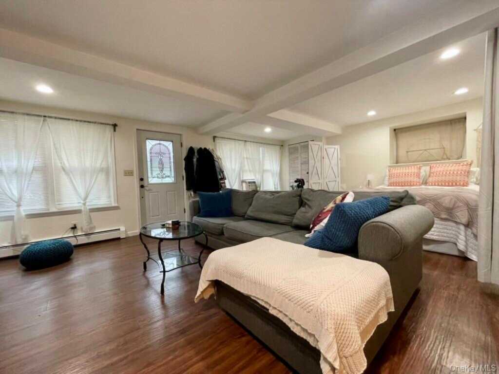 71 N Midland Avenue, Nyack, NY 10960 - Photo 10 of 20