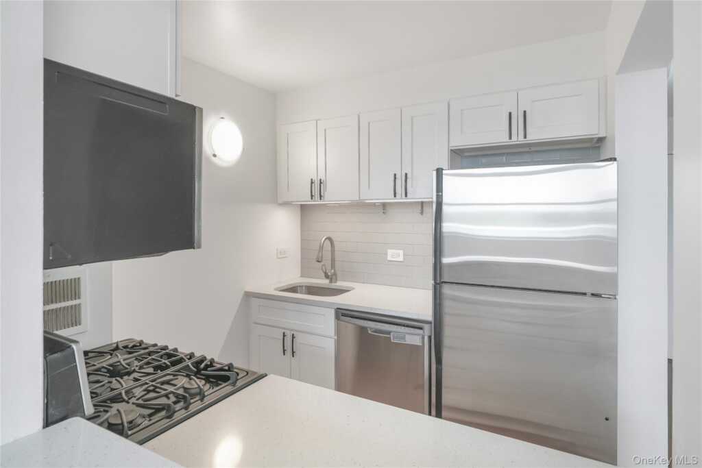 1 Landmark Square, Unit #522, Rye, NY 10573 - Photo 12 of 32