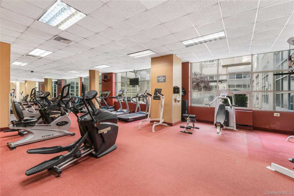 1 Landmark Square, Unit #522, Rye, NY 10573 - Photo 24 of 32