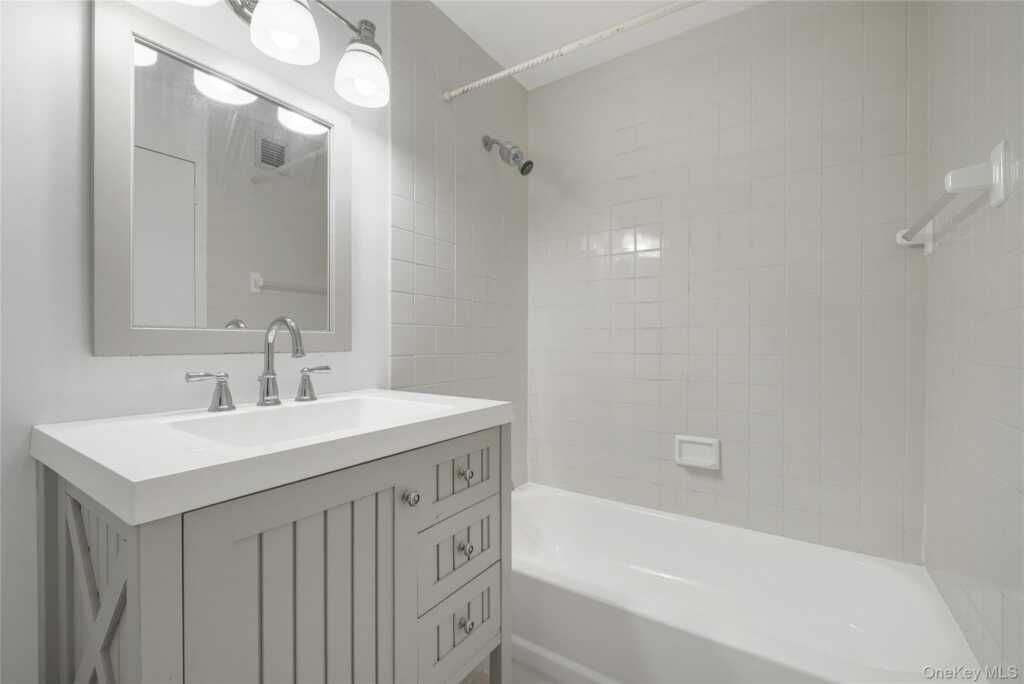 1 Landmark Square, Unit #522, Rye, NY 10573 - Photo 6 of 32