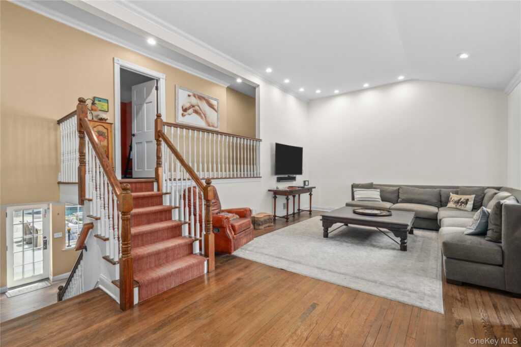 41 Lincoln Avenue, Rye, NY 10573 - Photo 15 of 39