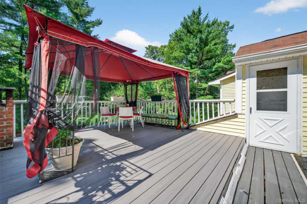 33 Gregory Street, New City, NY 10956 - Photo 28 of 38