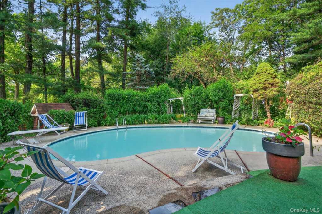 33 Gregory Street, New City, NY 10956 - Photo 31 of 38