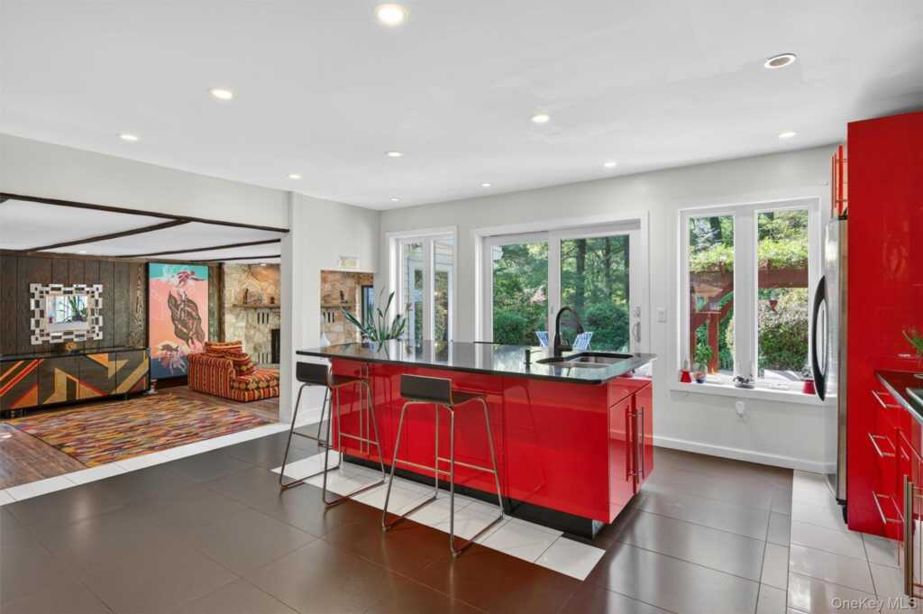 33 Gregory Street, New City, NY 10956 - Photo 8 of 38