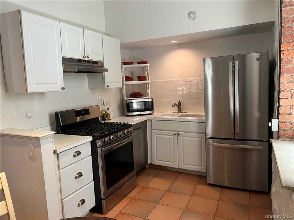 300 Ferdon Avenue, Unit #2, Piermont, NY 10968 - Photo 13 of 25