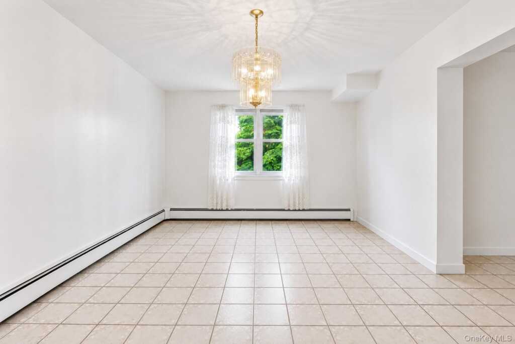 1055 Mamaroneck Avenue, White Plains, NY 10605 - Photo 27 of 38